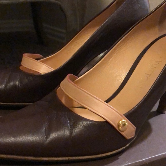 Louis Vuitton heels - Picture 3 of 5